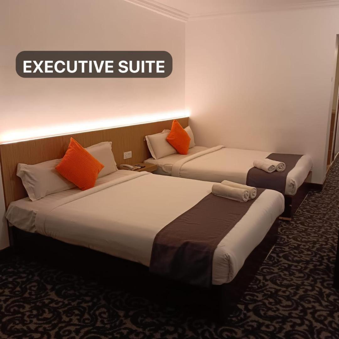 Go Lodge Hotel Kuantan Ngoại thất bức ảnh